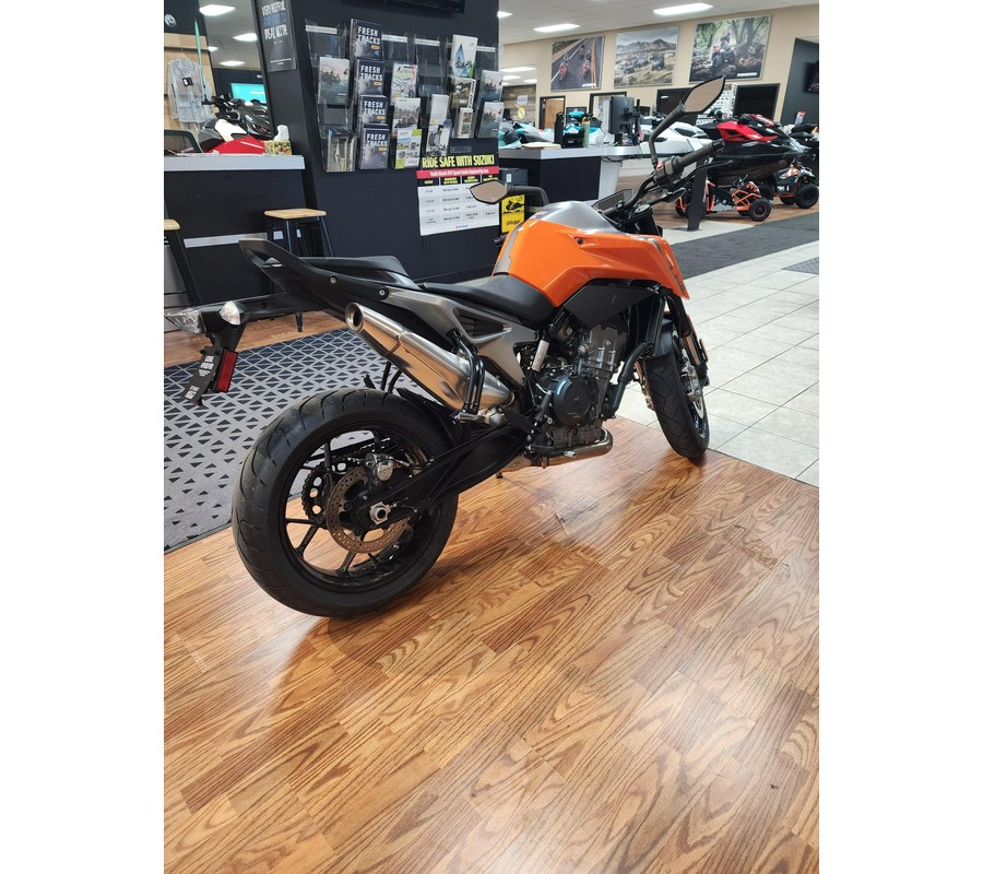 2019 KTM Duke 790