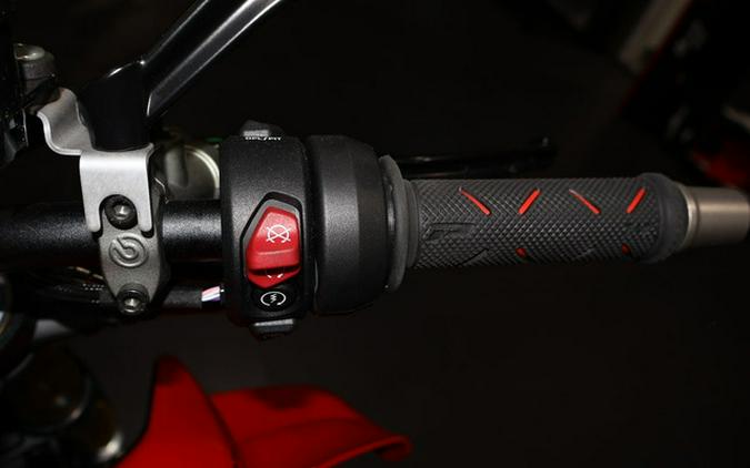 2025 Ducati STREETFIGHTER V4 S 3G