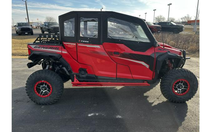 2025 Polaris GENERAL XP 4 1000 ULTIMATE - INDY RED Ultimate