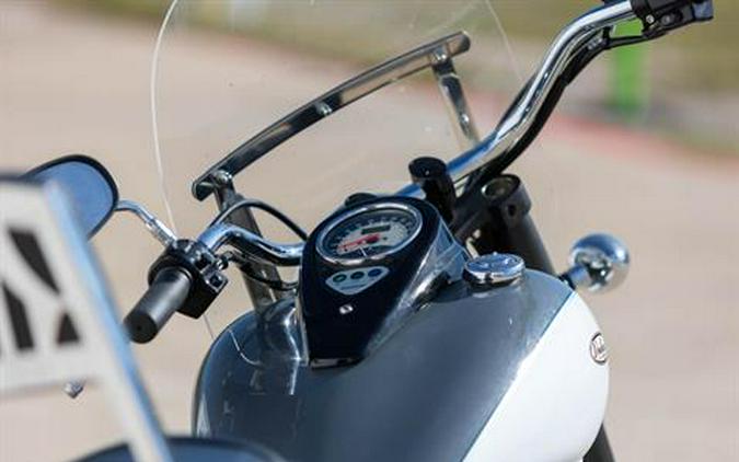 2021 Kawasaki Vulcan 900 Classic