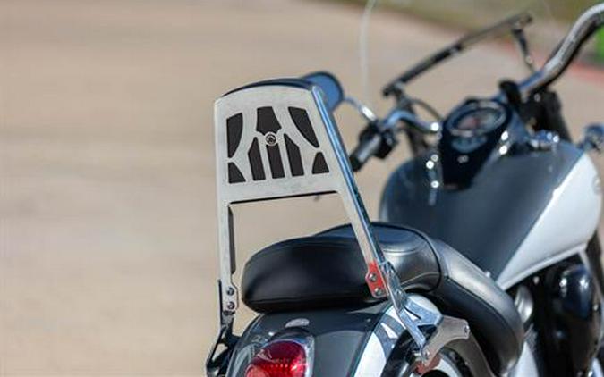 2021 Kawasaki Vulcan 900 Classic