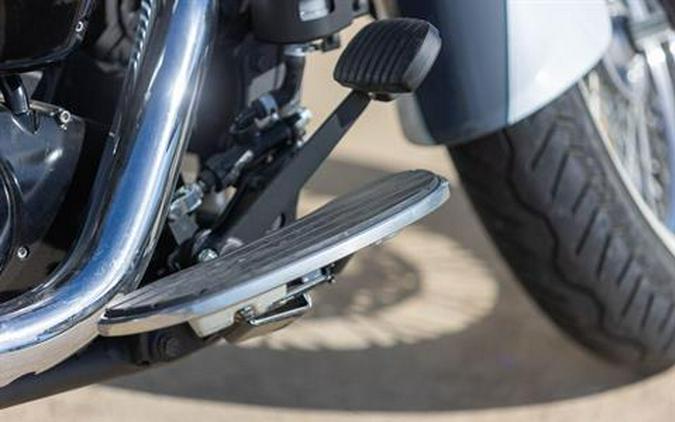 2021 Kawasaki Vulcan 900 Classic