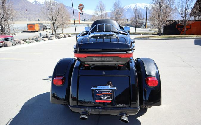 2017 Harley-Davidson Tri Glide Ultra FLHTCUTG