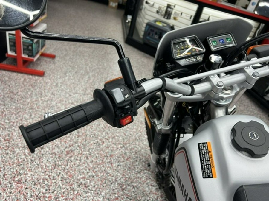 2027 Yamaha TW 200