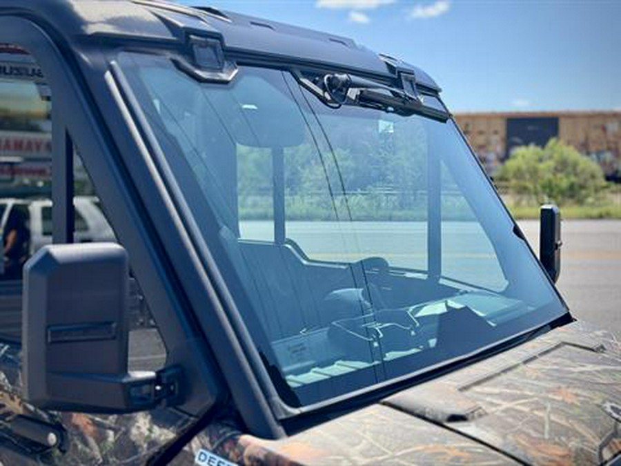 2027 Can-Am Defender Limited HD11