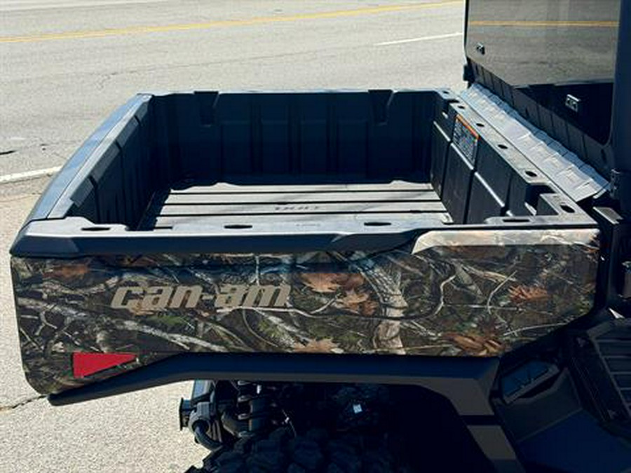 2027 Can-Am Defender Limited HD11