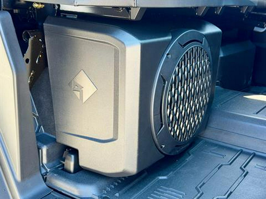 2027 Can-Am Defender Limited HD11