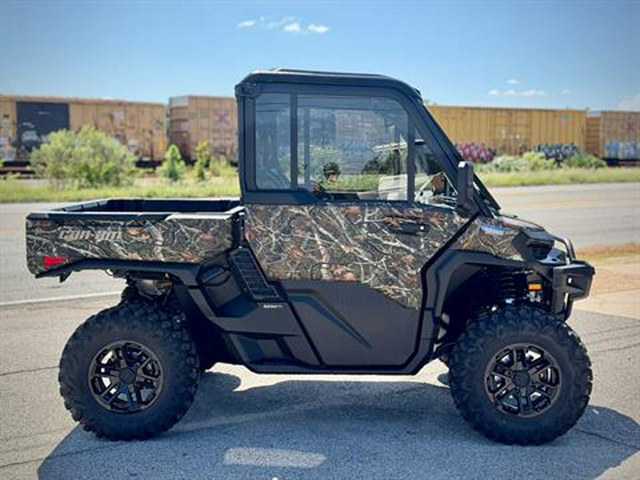 2027 Can-Am Defender Limited HD11