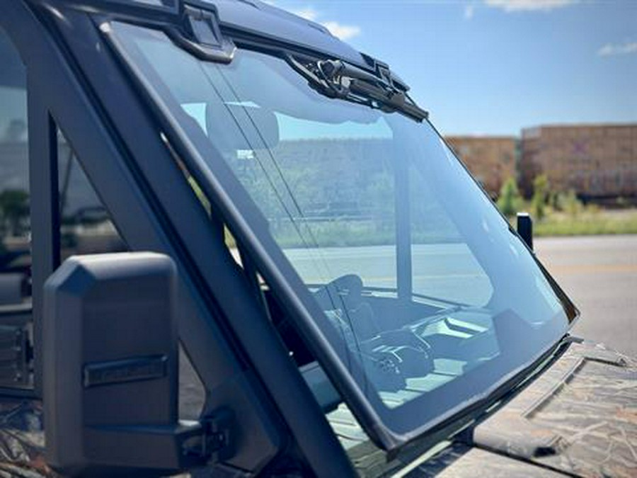 2027 Can-Am Defender Limited HD11
