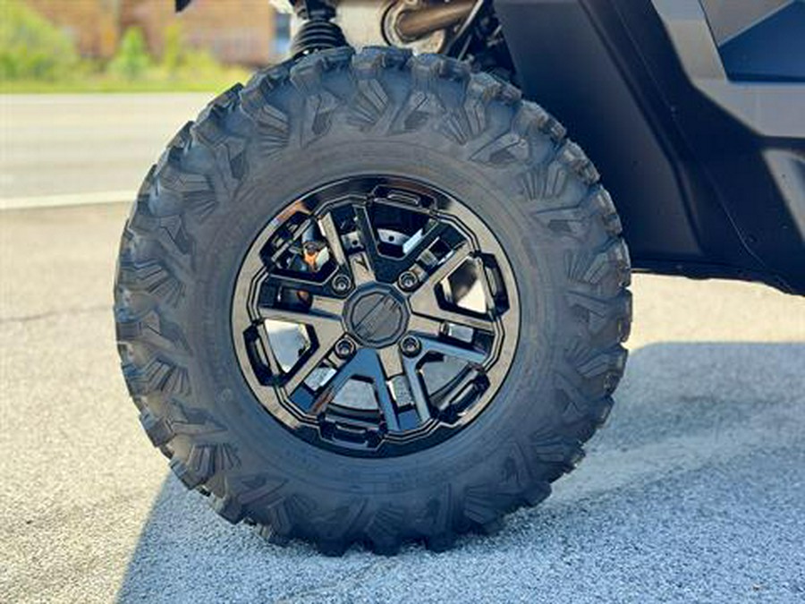2027 Can-Am Defender Limited HD11