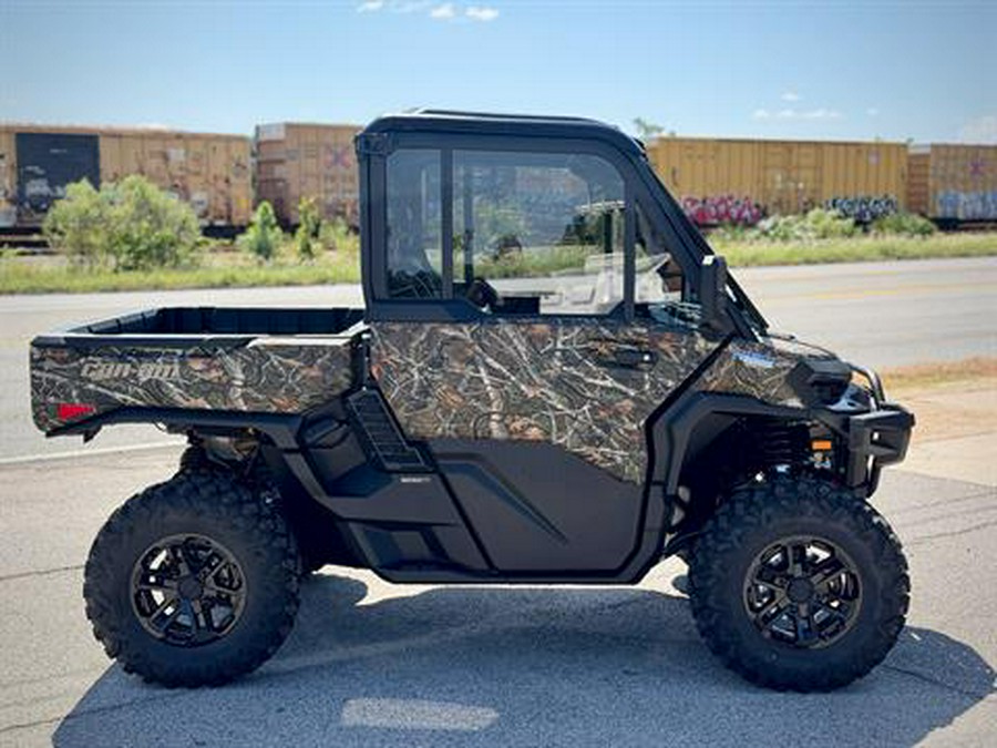 2027 Can-Am Defender Limited HD11