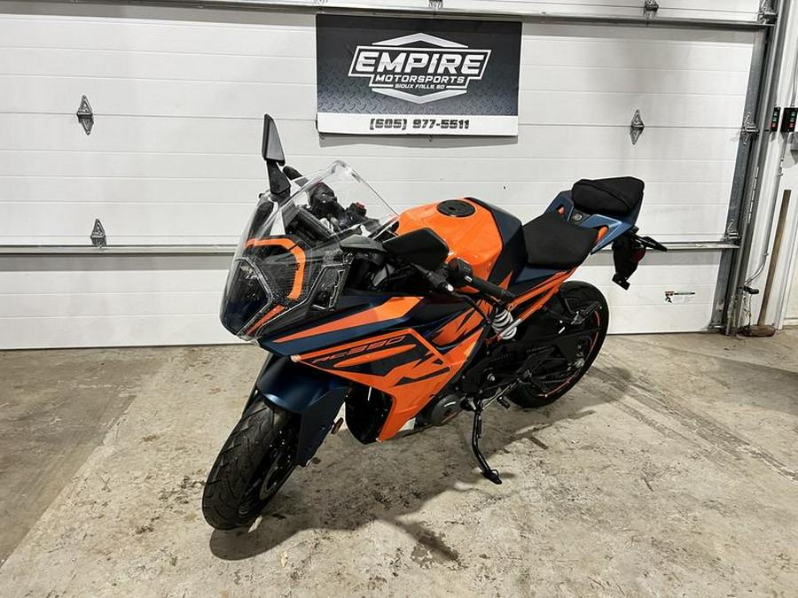 2023 KTM RC 390