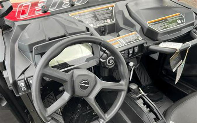 2024 Can-Am Commander XT 700