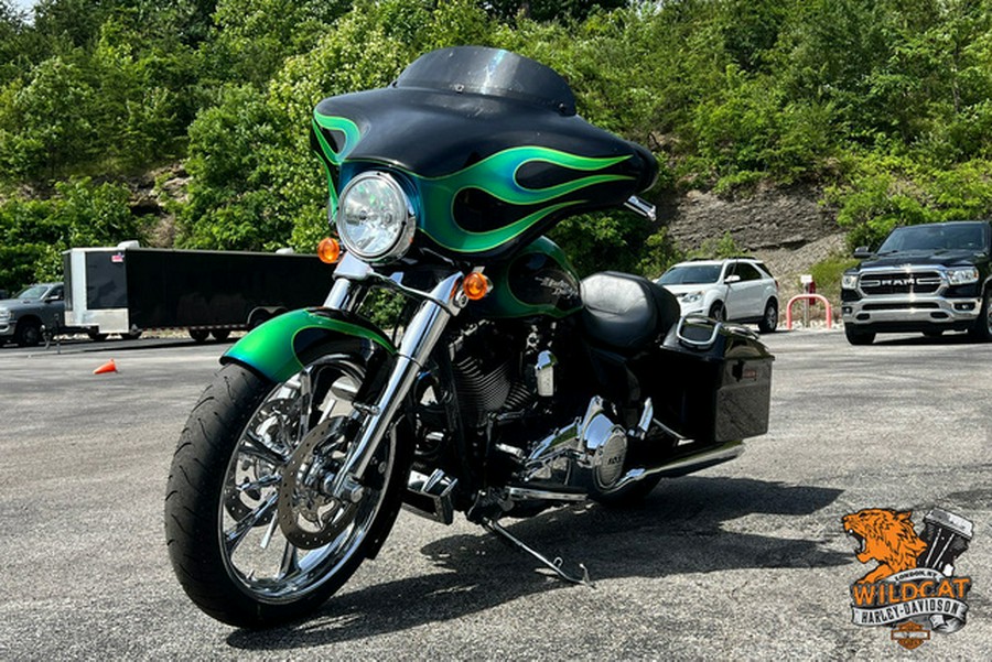 2011 Harley-Davidson FLHX - Street Glide