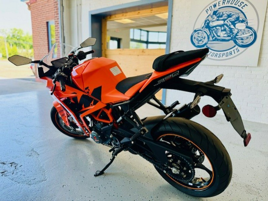 2023 KTM RC390