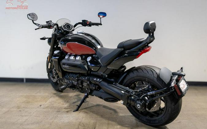 2025 Triumph Rocket 3 Storm GT Sapphire Black/Carnival Red