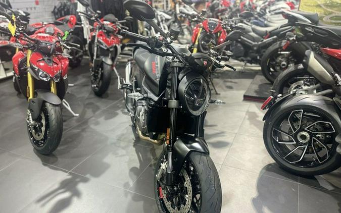 2025 Ducati Monster Dark Stealth
