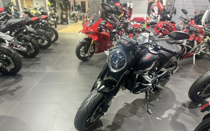 2025 Ducati Monster Dark Stealth