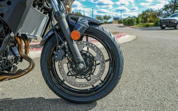 2025 KAWASAKI Z500 ABS