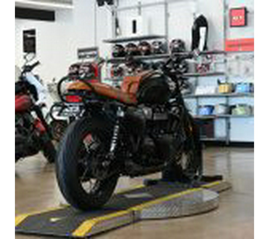 2019 Triumph Bonneville T100 Black