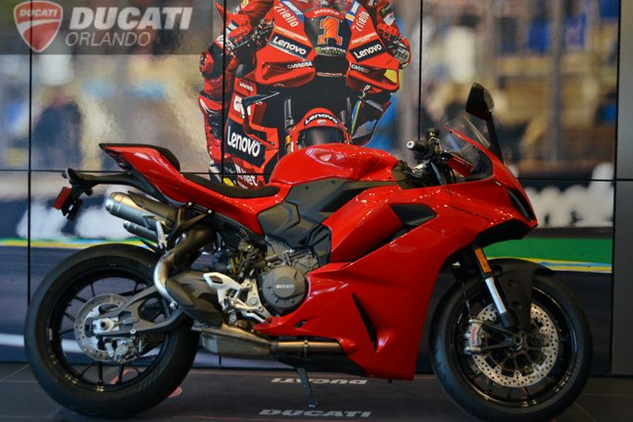 2026 Ducati PANIGALE V2