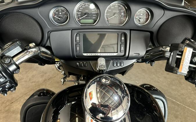 2018 Harley-Davidson® Tri Glide® Ultra FLHTCUTG