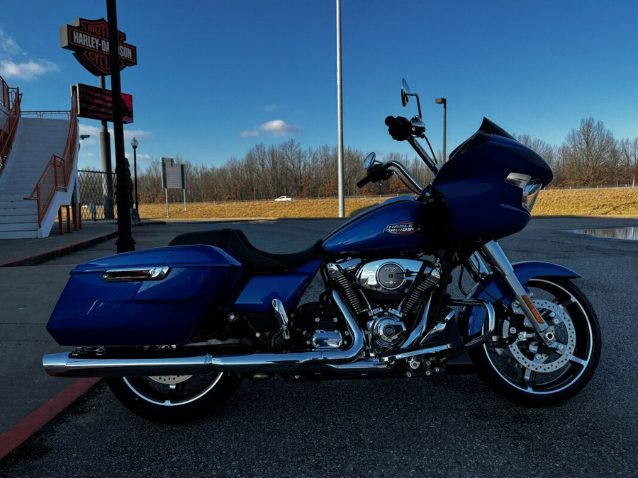 2025 Harley-Davidson Road Glide® Blue Burst