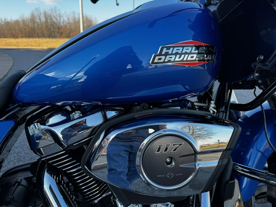 2025 Harley-Davidson Road Glide® Blue Burst