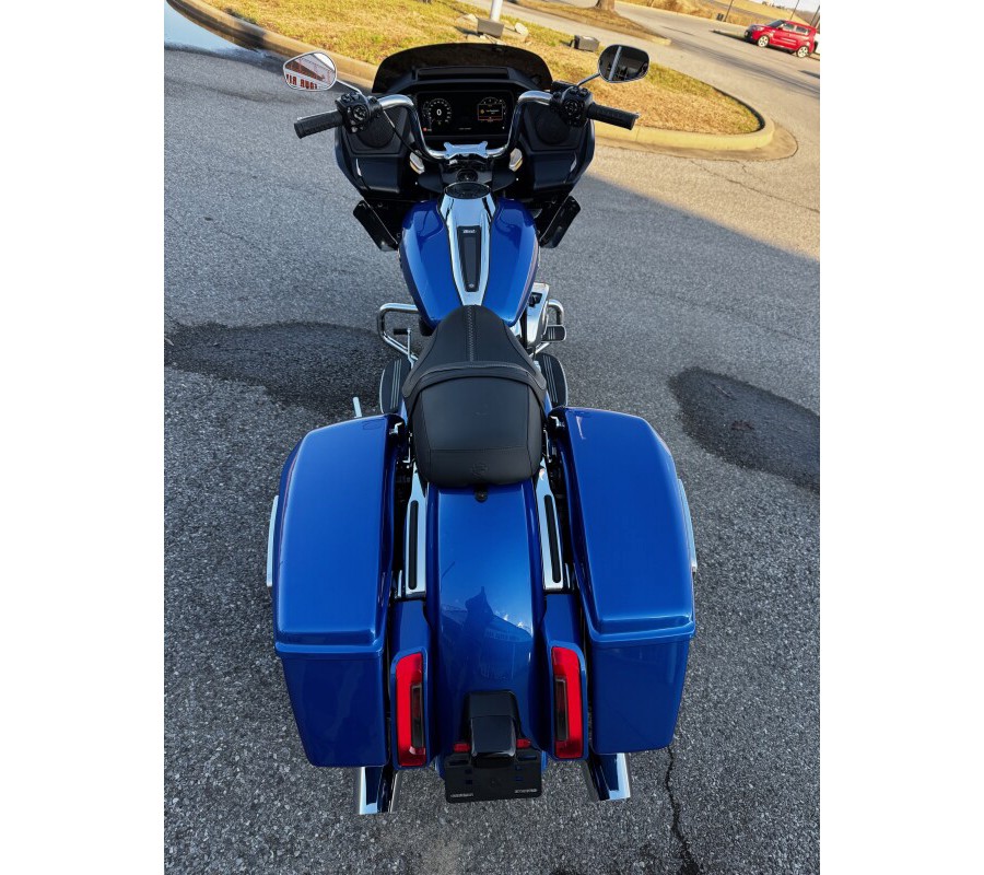 2025 Harley-Davidson Road Glide® Blue Burst