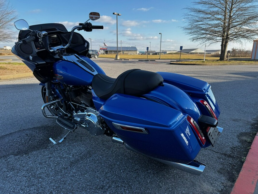 2025 Harley-Davidson Road Glide® Blue Burst