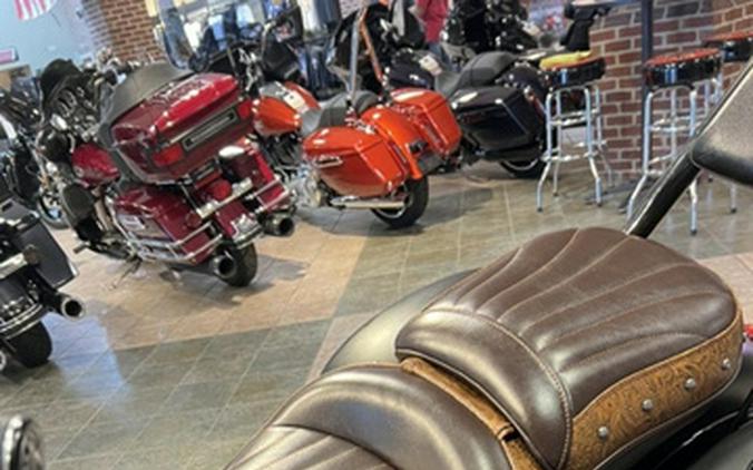 2018 Indian Chieftain Dark Horse ABS Thunder Black Smoke