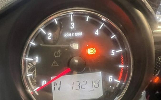 2018 Indian Chieftain Dark Horse ABS Thunder Black Smoke