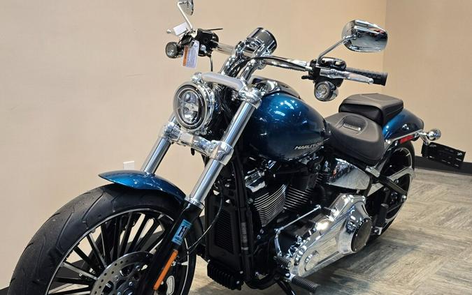 2026 Harley-Davidson® Breakout® Teal Thunder - Chrome FXBR