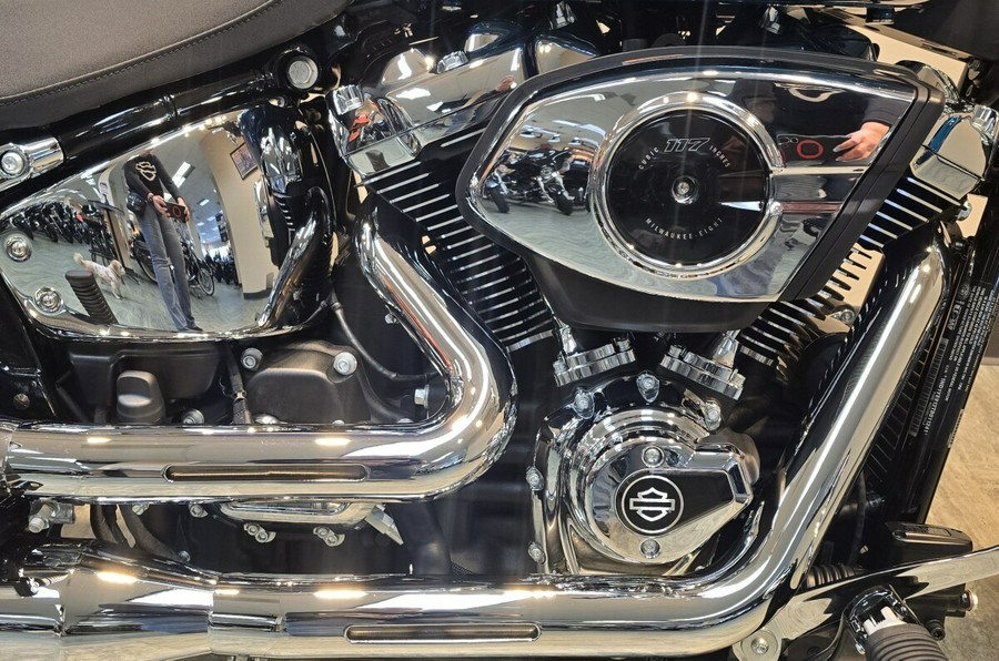 2026 Harley-Davidson® Breakout® Teal Thunder - Chrome FXBR