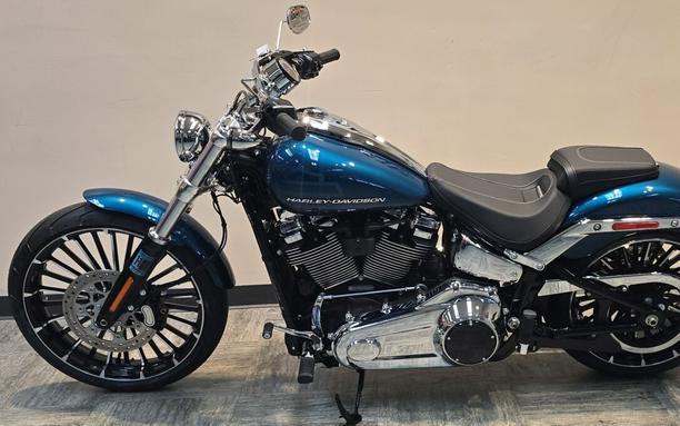 2026 Harley-Davidson® Breakout® Teal Thunder - Chrome FXBR