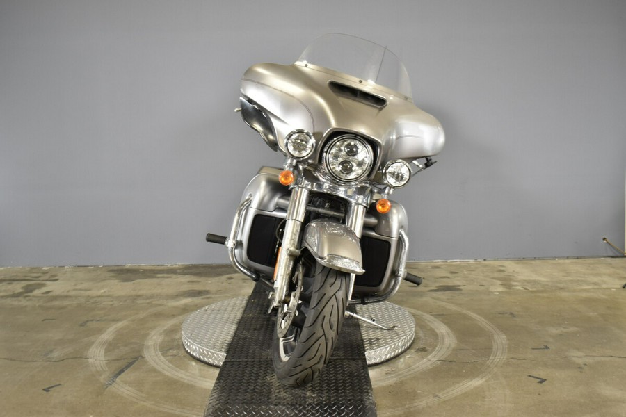 2017 Harley-Davidson Electra Glide Ultra Classic FLHTCU