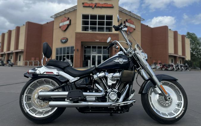 2019 Harley-Davidson® FLFBS Fat Boy® 114 Midnight Blue 043722