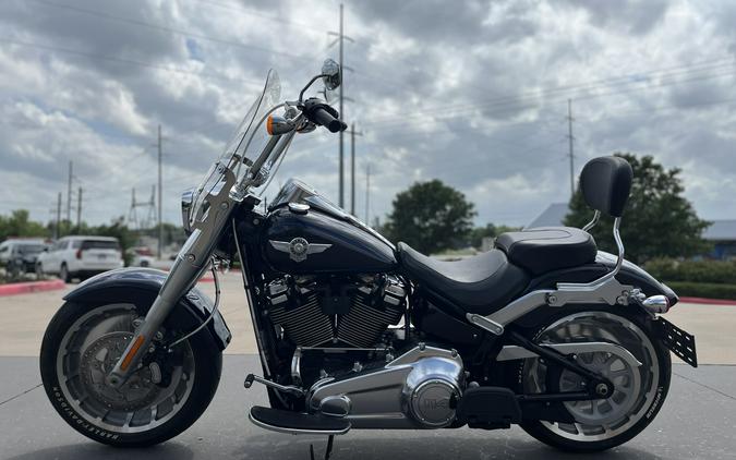 2019 Harley-Davidson® FLFBS Fat Boy® 114 Midnight Blue 043722