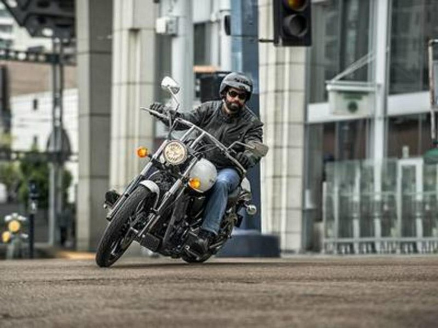2016 Kawasaki Vulcan® 900 Custom