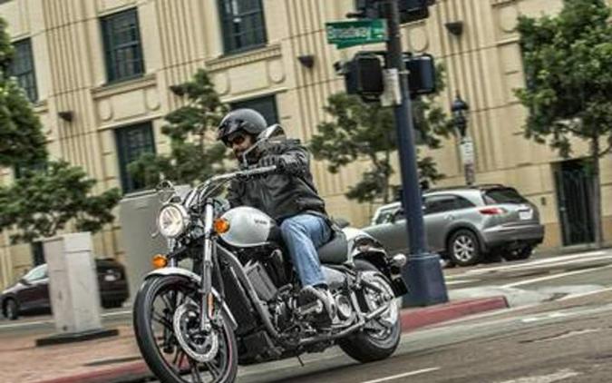 2016 Kawasaki Vulcan® 900 Custom