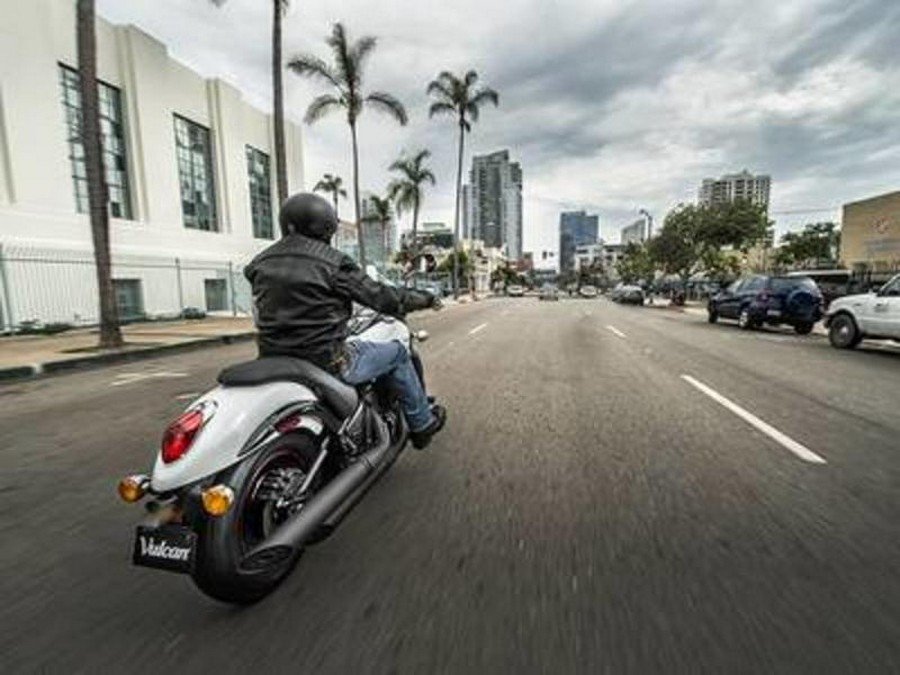 2016 Kawasaki Vulcan® 900 Custom