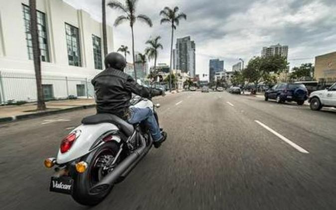 2016 Kawasaki Vulcan® 900 Custom