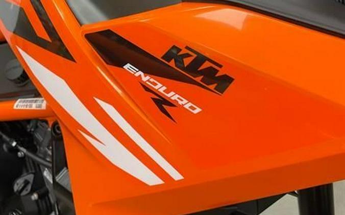 2026 KTM 390 Enduro R