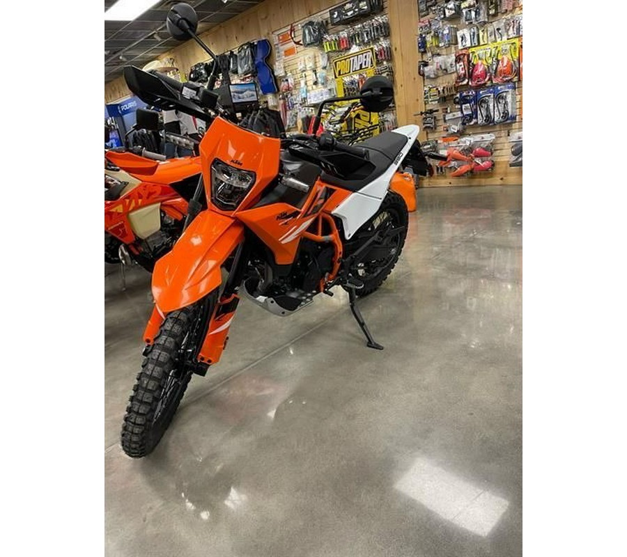 2026 KTM 390 Enduro R