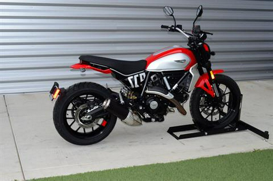 2024 Ducati Scrambler Icon