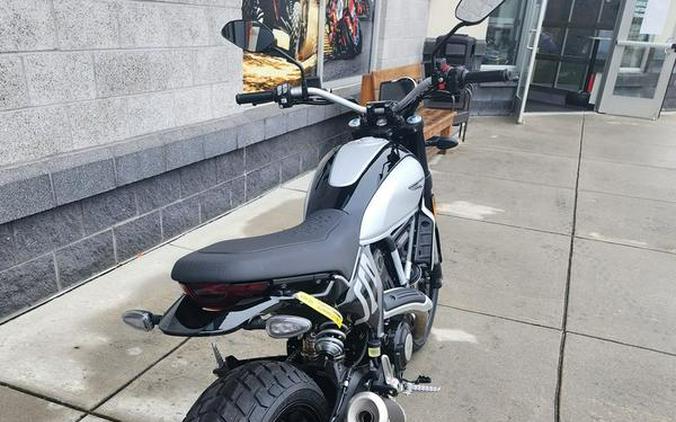 2024 Ducati Scrambler Icon