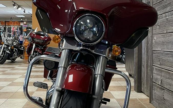 2010 Harley-Davidson Street Glide Red Hot Sunglo