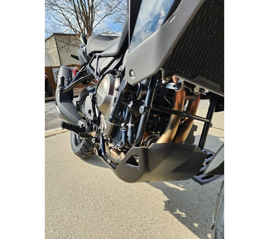 2025 Suzuki DL800DERCM5