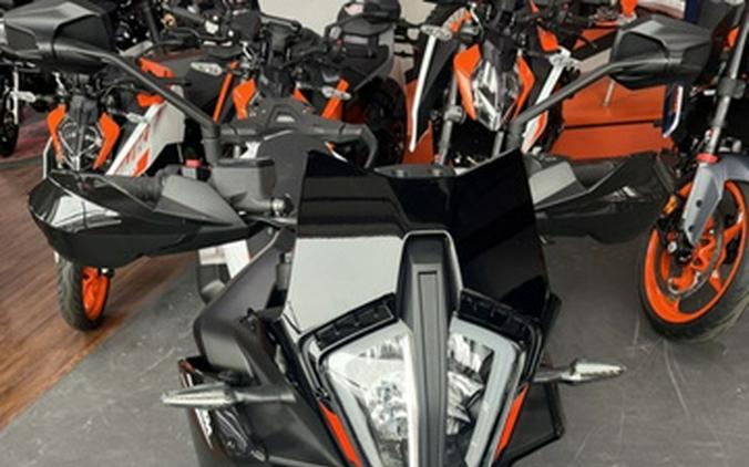 2024 KTM SMT 890