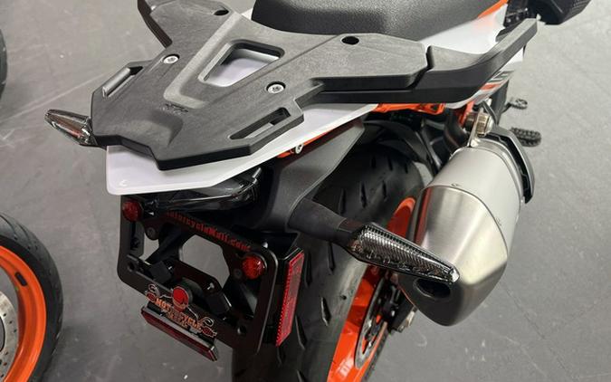 2024 KTM SMT 890
